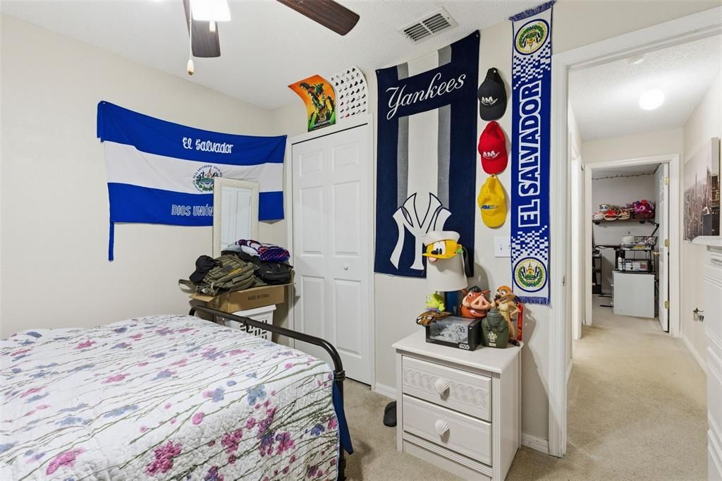 En Venta: $255,000 (3 camas, 2 baños, 1244 Pies cuadrados)