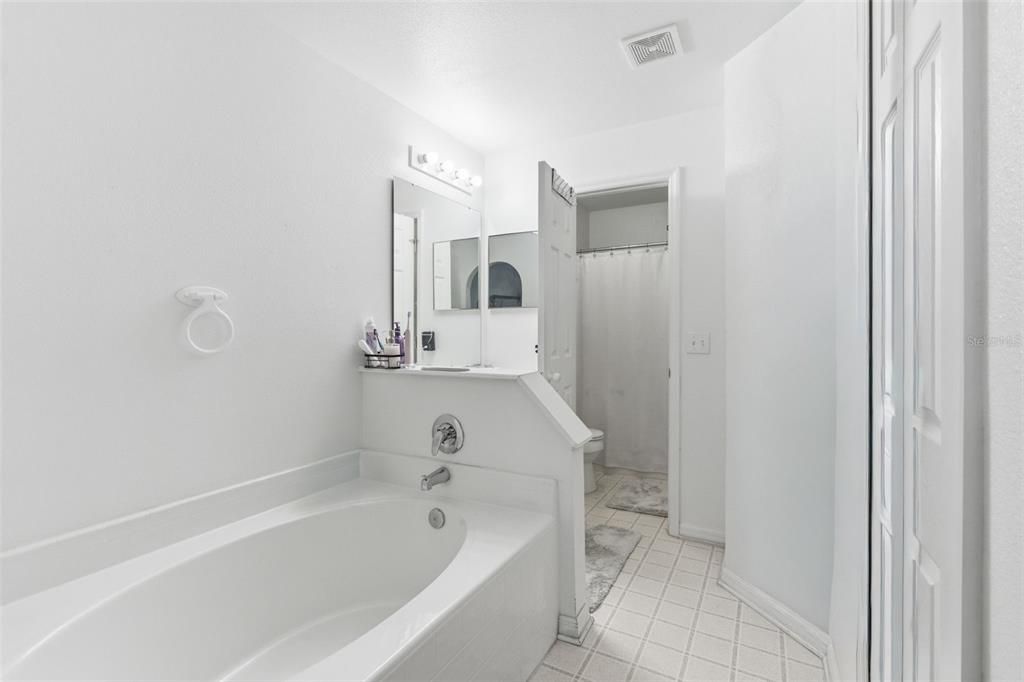 En Venta: $255,000 (3 camas, 2 baños, 1244 Pies cuadrados)