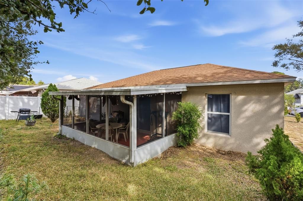 En Venta: $255,000 (3 camas, 2 baños, 1244 Pies cuadrados)