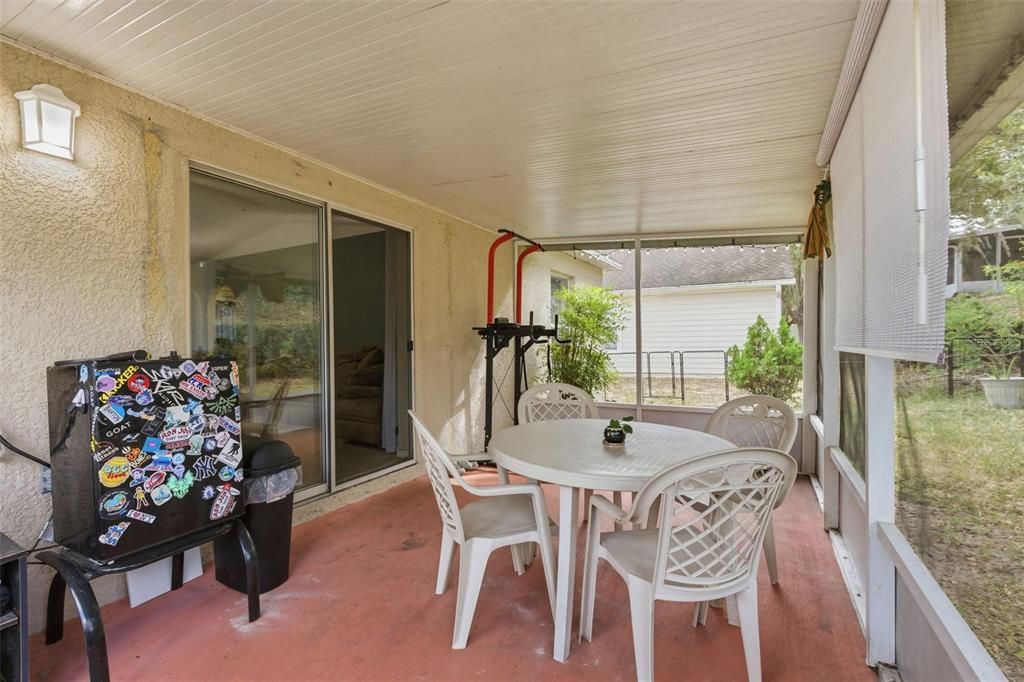 En Venta: $255,000 (3 camas, 2 baños, 1244 Pies cuadrados)