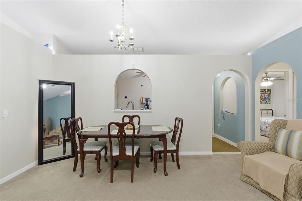 En Venta: $255,000 (3 camas, 2 baños, 1244 Pies cuadrados)