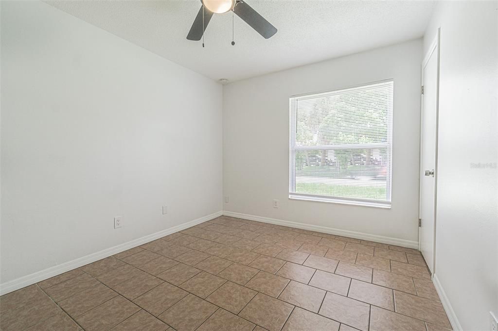 待售: $450,000 (3 贝兹, 2 浴室, 1398 平方英尺)