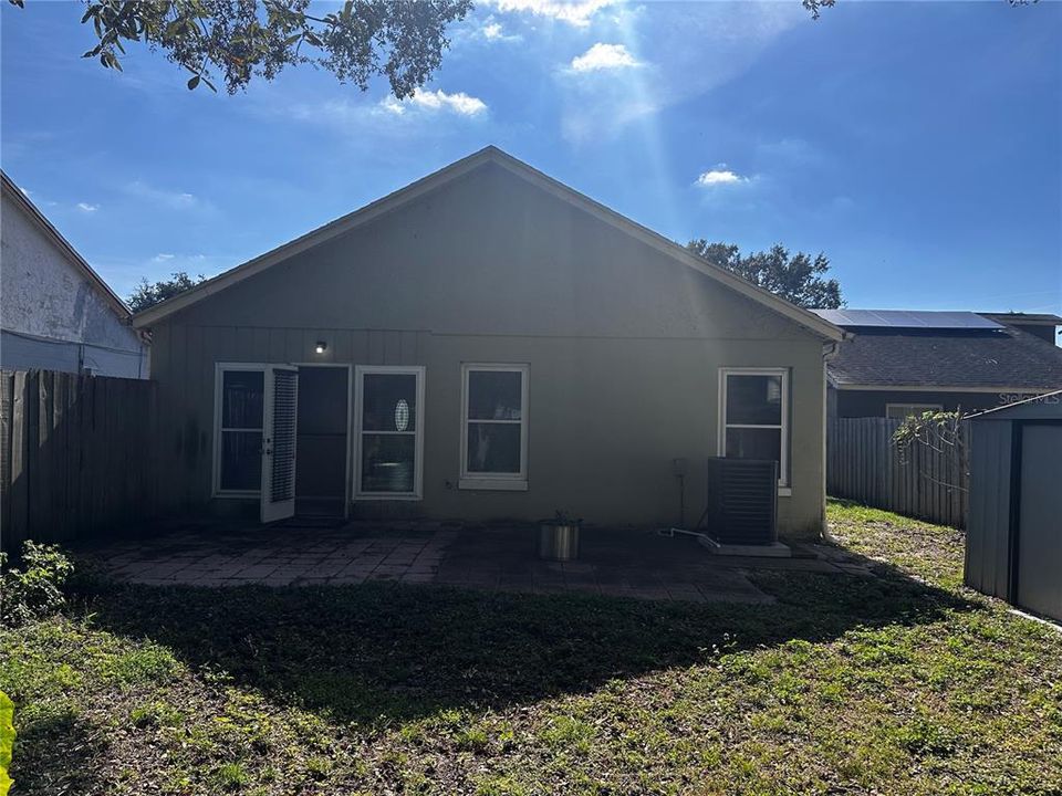 出租: $1,695 (2 贝兹, 2 浴室, 1094 平方英尺)