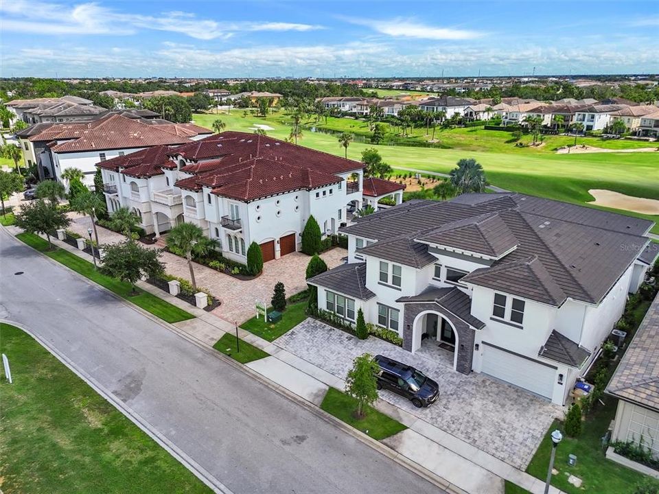 待售: $595,000 (0.30 acres)