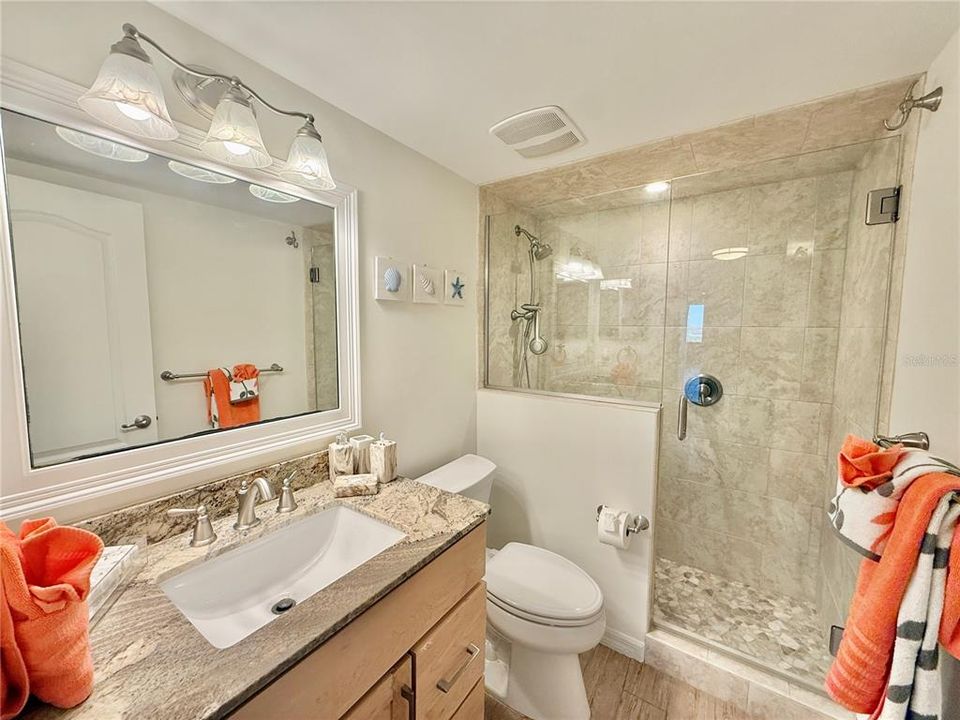 For Sale: $350,000 (2 beds, 2 baths, 1358 Square Feet)