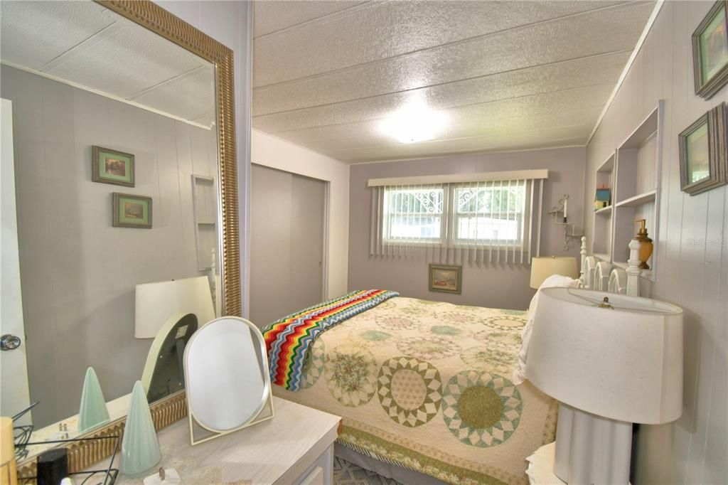 待售: $134,900 (2 贝兹, 2 浴室, 1096 平方英尺)