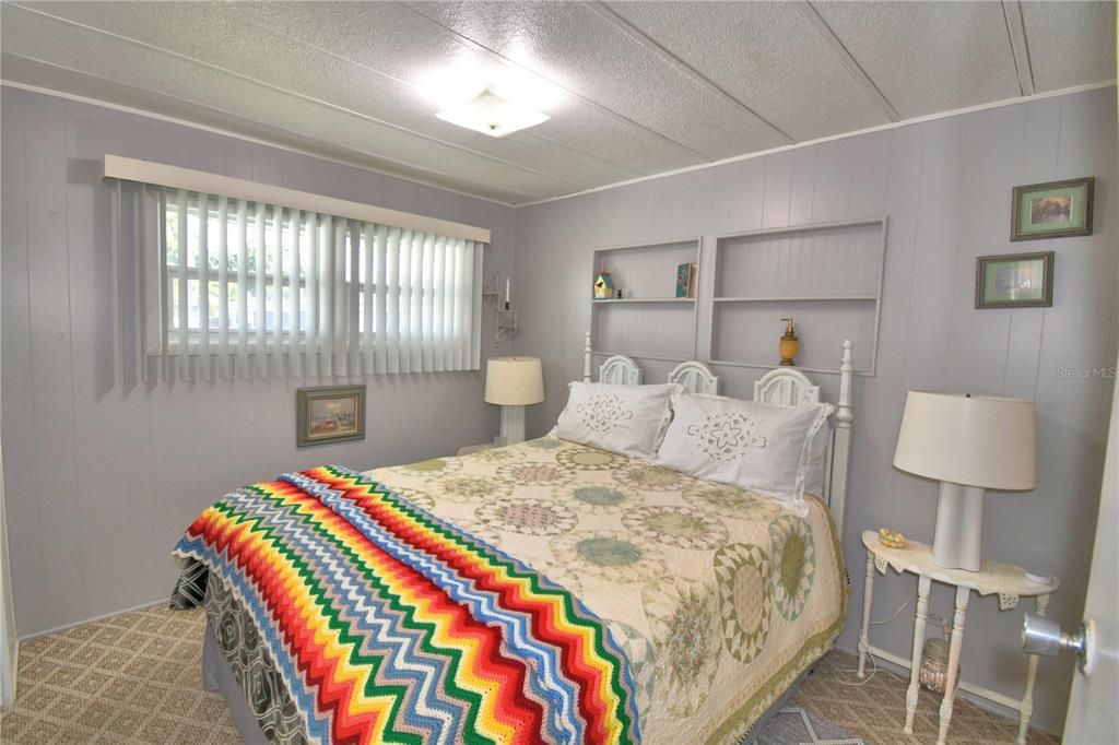 待售: $134,900 (2 贝兹, 2 浴室, 1096 平方英尺)