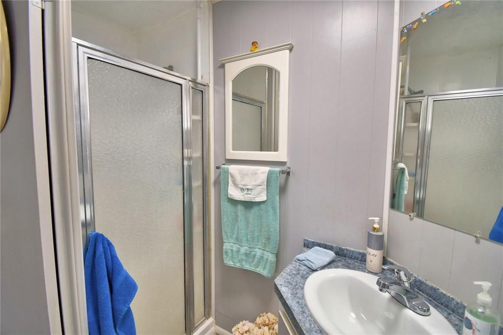 待售: $134,900 (2 贝兹, 2 浴室, 1096 平方英尺)