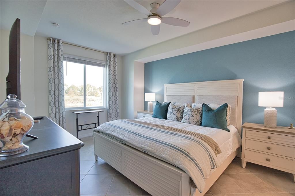 В аренду: $6,000 (2 спален, 2 ванн, 1366 Квадратных фут)