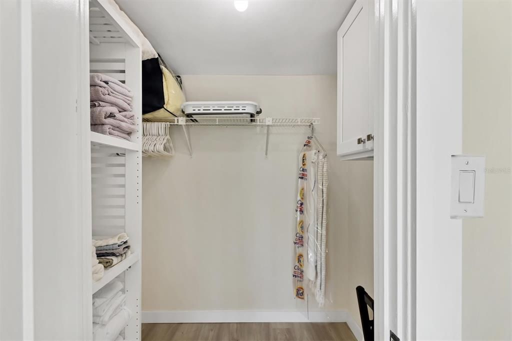 For Rent: $6,500 (2 beds, 2 baths, 1034 Square Feet)