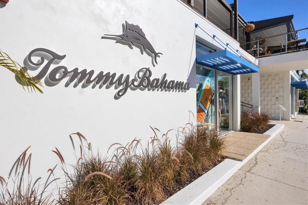 For Rent: $6,500 (2 beds, 2 baths, 1034 Square Feet)