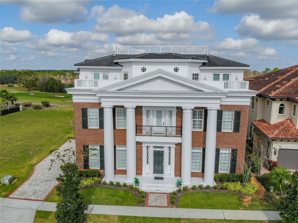 待售: $595,000 (0.33 acres)