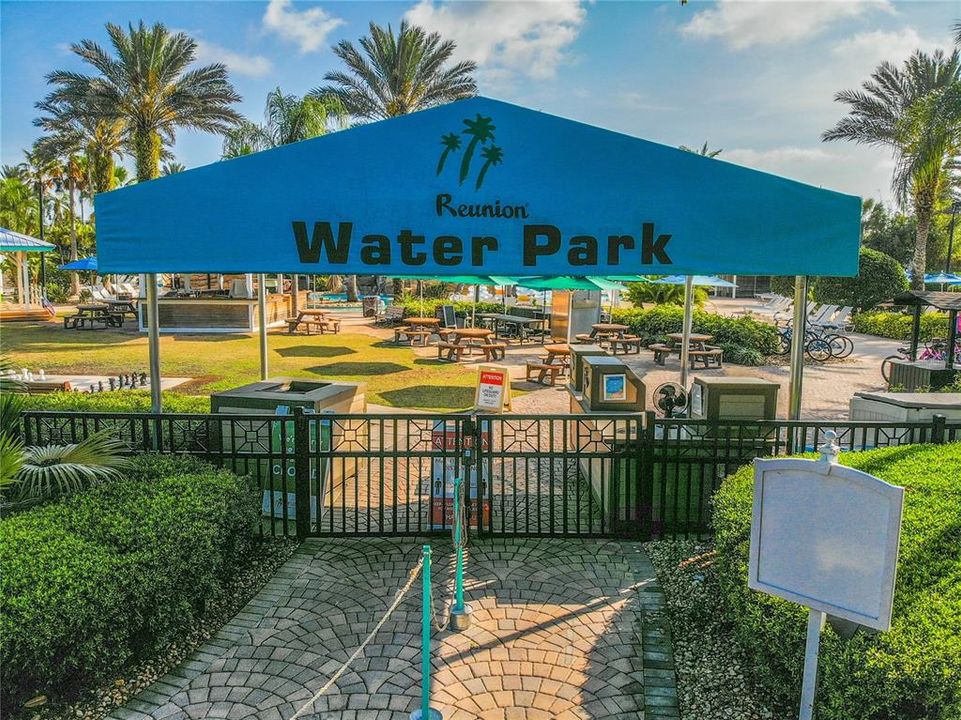 待售: $595,000 (0.33 acres)