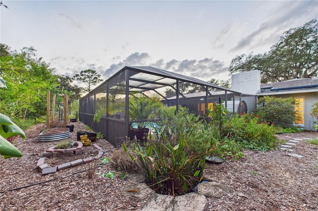 For Sale: $450,000 (3 beds, 2 baths, 1657 Square Feet)