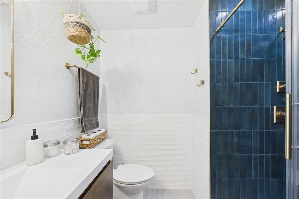 For Sale: $450,000 (3 beds, 2 baths, 1657 Square Feet)