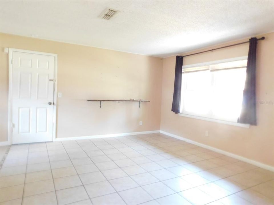 En Venta: $195,000 (3 camas, 2 baños, 1083 Pies cuadrados)