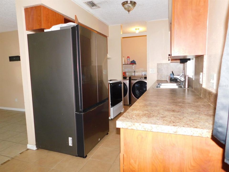 En Venta: $195,000 (3 camas, 2 baños, 1083 Pies cuadrados)