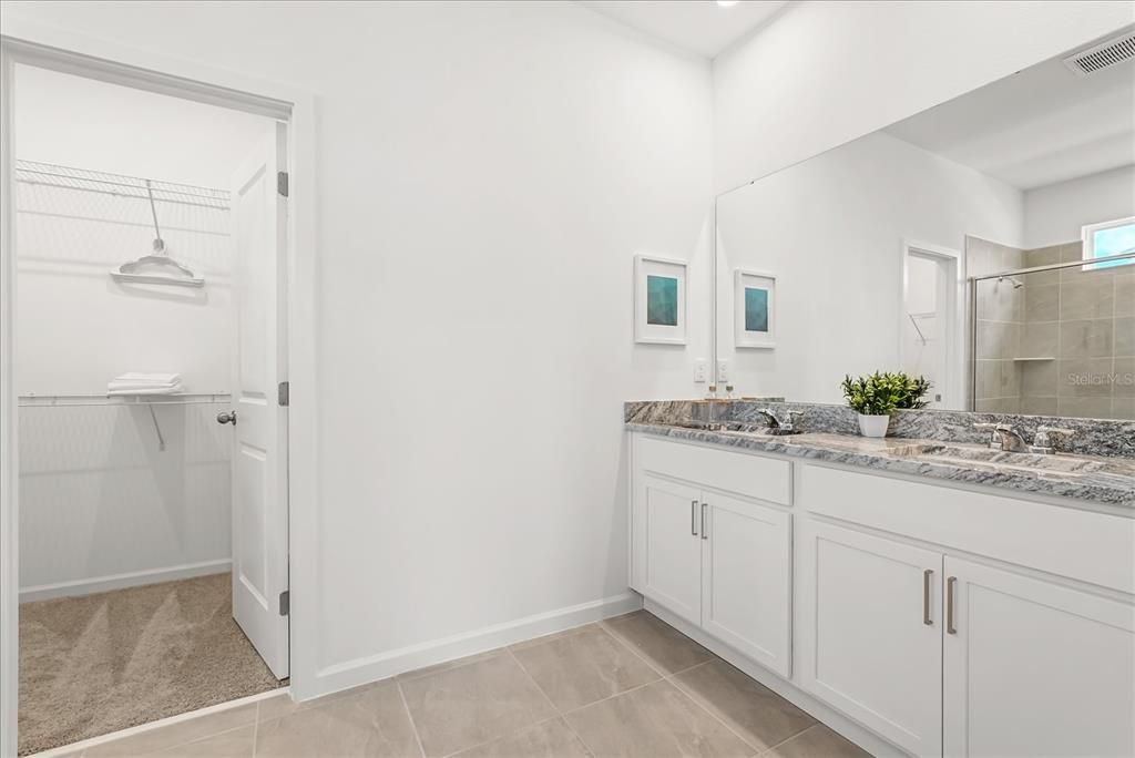 For Sale: $1,095,000 (9 beds, 6 baths, 4363 Square Feet)