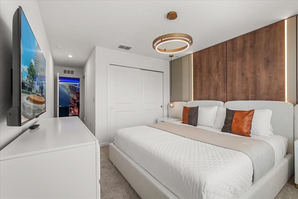 For Sale: $1,095,000 (9 beds, 6 baths, 4363 Square Feet)