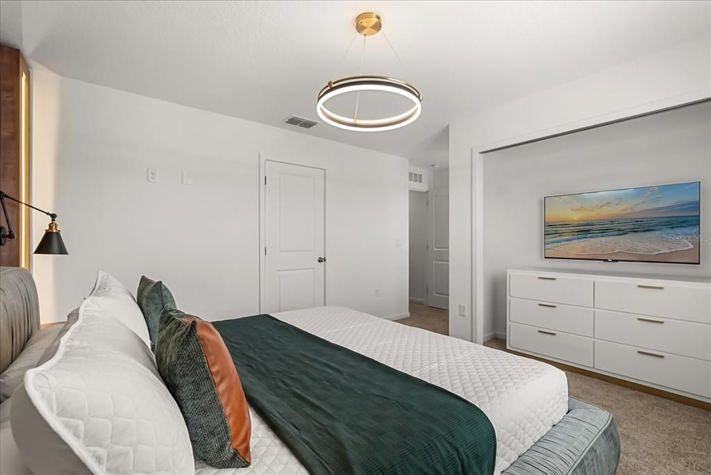 For Sale: $1,095,000 (9 beds, 6 baths, 4363 Square Feet)