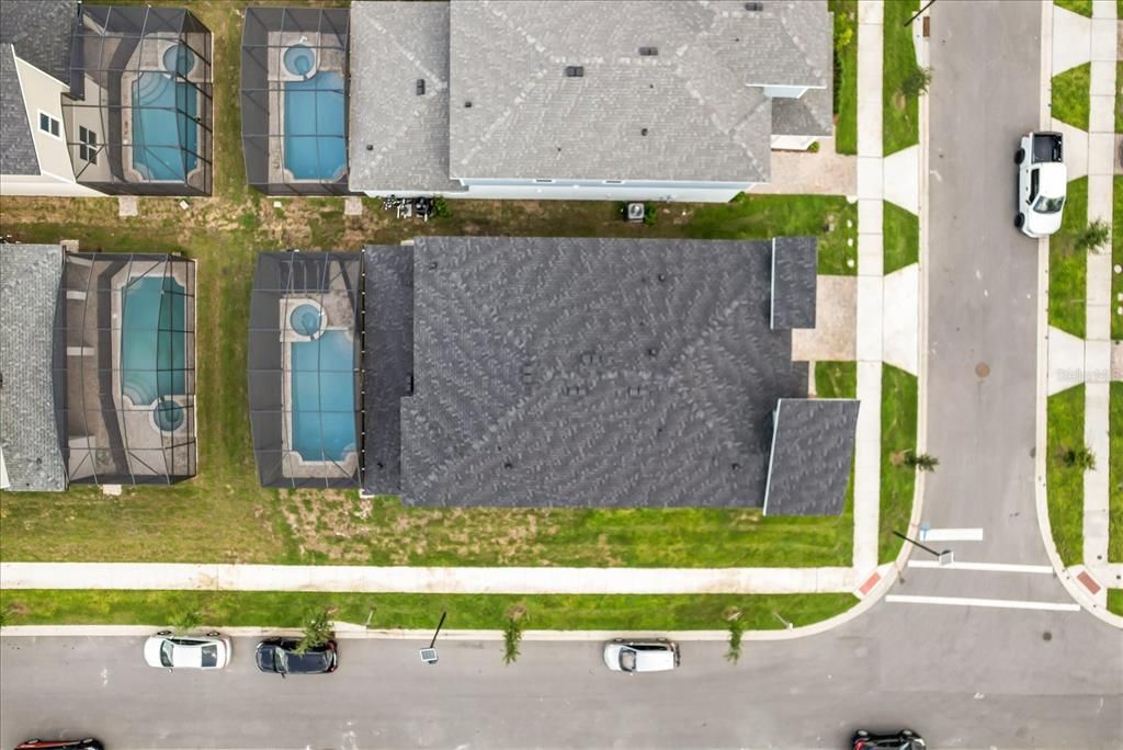 For Sale: $1,095,000 (9 beds, 6 baths, 4363 Square Feet)