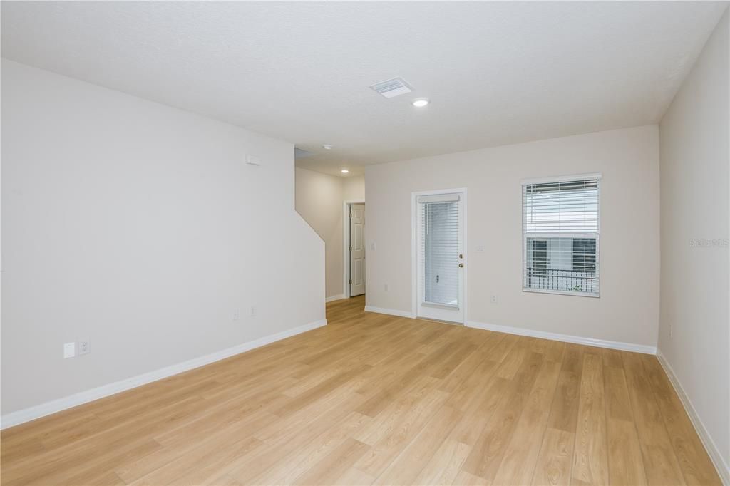 En Venta: $293,884 (3 camas, 2 baños, 1720 Pies cuadrados)