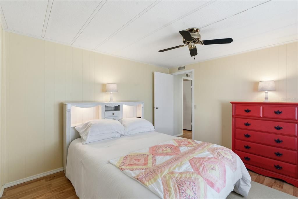 En Venta: $154,500 (2 camas, 2 baños, 1152 Pies cuadrados)