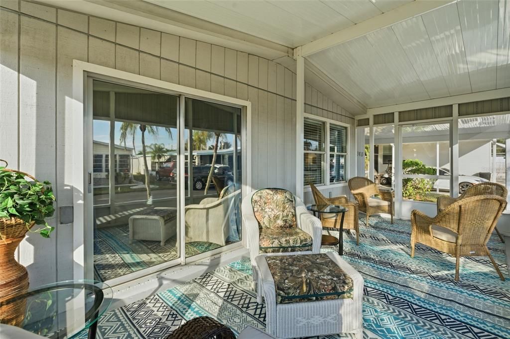 En Venta: $154,500 (2 camas, 2 baños, 1152 Pies cuadrados)