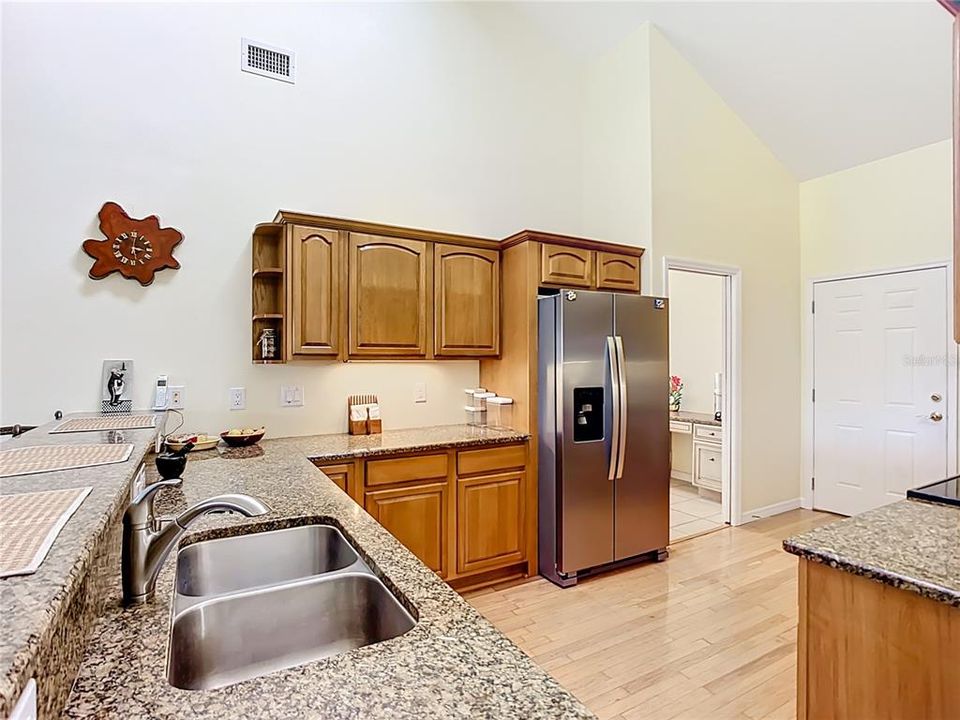 For Sale: $839,900 (3 beds, 2 baths, 2048 Square Feet)