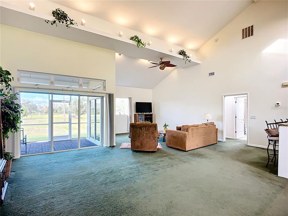 For Sale: $839,900 (3 beds, 2 baths, 2048 Square Feet)