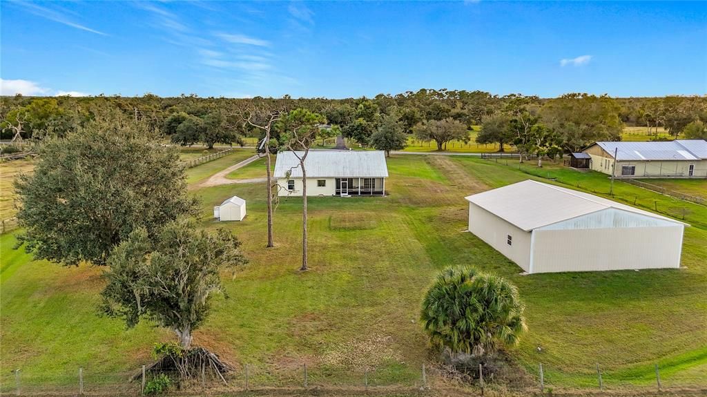 For Sale: $839,900 (3 beds, 2 baths, 2048 Square Feet)