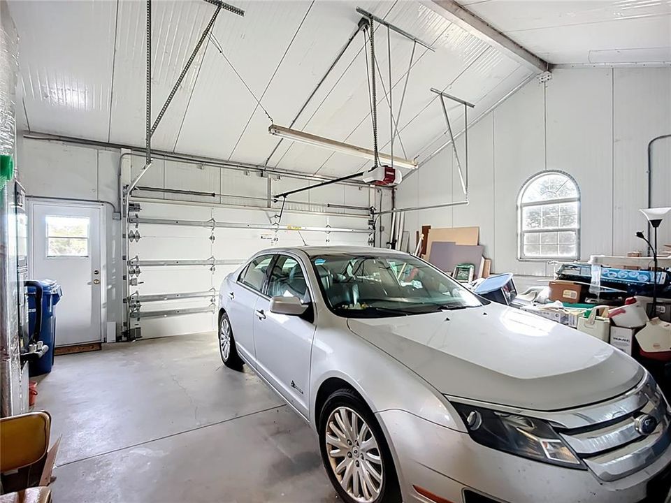 For Sale: $839,900 (3 beds, 2 baths, 2048 Square Feet)