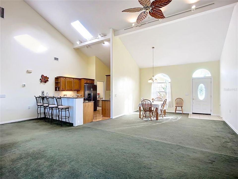 For Sale: $839,900 (3 beds, 2 baths, 2048 Square Feet)