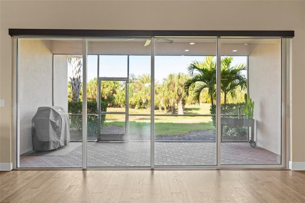 На продажу: $699,999 (4 спален, 4 ванн, 2934 Квадратных фут)