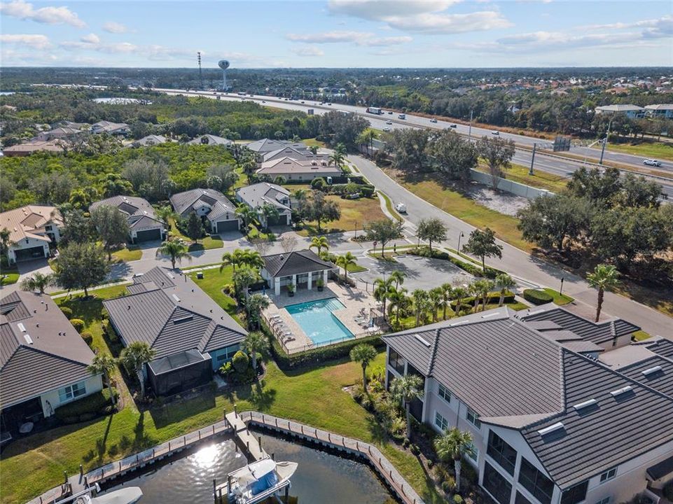 На продажу: $699,999 (4 спален, 4 ванн, 2934 Квадратных фут)