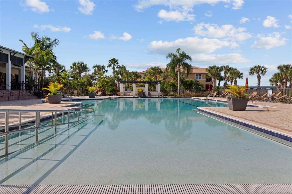 На продажу: $699,999 (4 спален, 4 ванн, 2934 Квадратных фут)