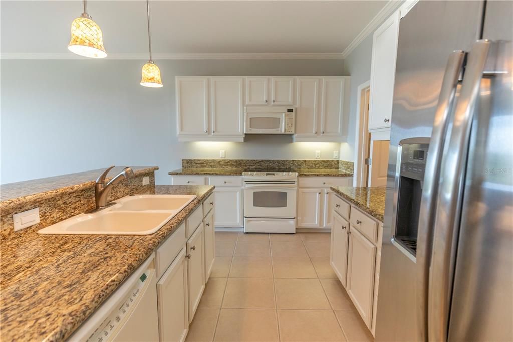 待售: $584,777 (3 贝兹, 2 浴室, 1913 平方英尺)