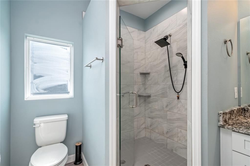 For Sale: $368,999 (3 beds, 2 baths, 1799 Square Feet)