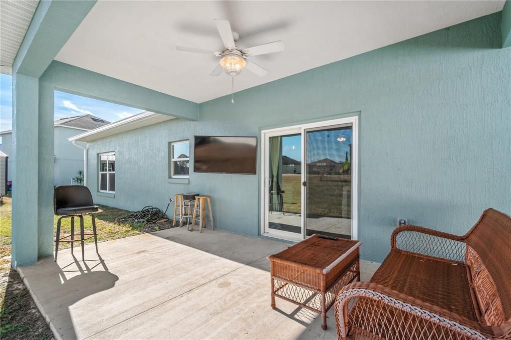 For Sale: $368,999 (3 beds, 2 baths, 1799 Square Feet)