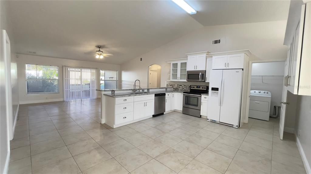 For Rent: $2,400 (4 beds, 2 baths, 2164 Square Feet)