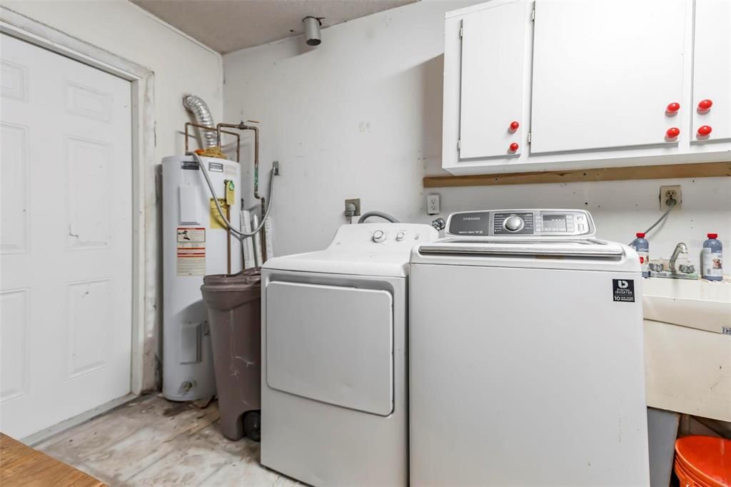 En Venta: $625,000 (3 camas, 2 baños, 1419 Pies cuadrados)