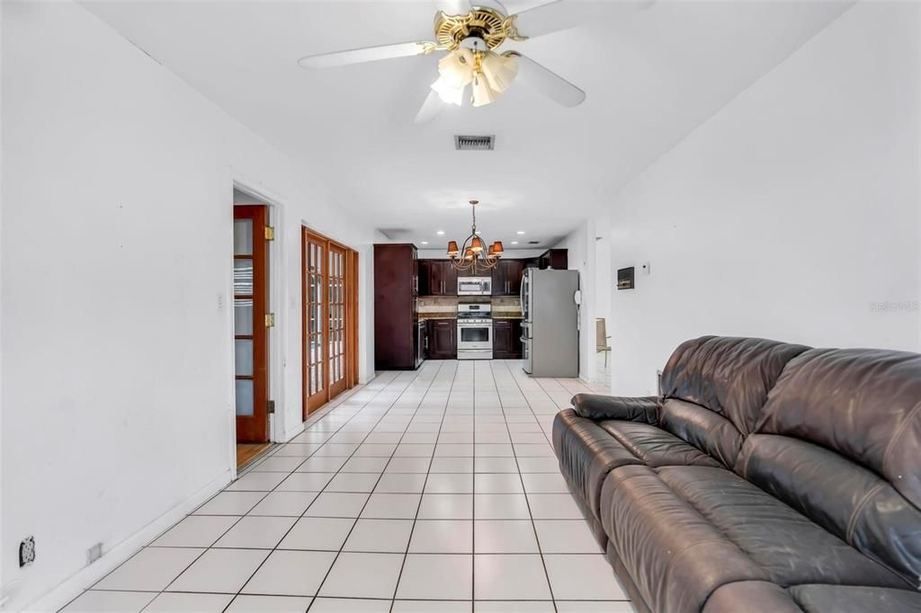 En Venta: $625,000 (3 camas, 2 baños, 1419 Pies cuadrados)