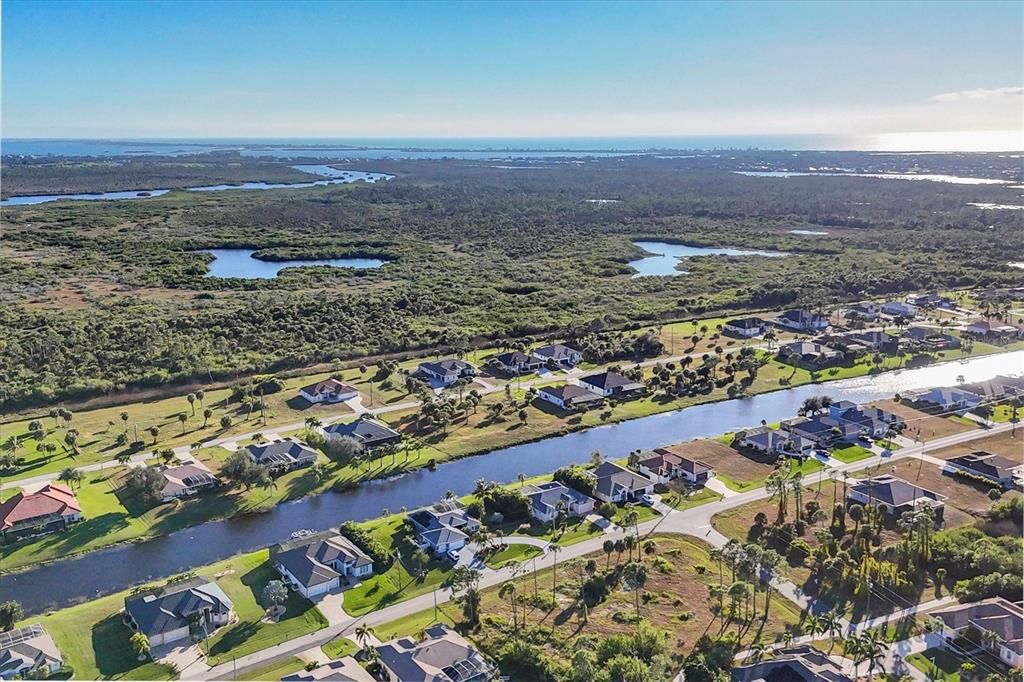 Activo con contrato: $419,000 (3 camas, 2 baños, 2050 Pies cuadrados)