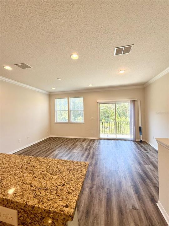 En Renta: $2,000 (3 camas, 2 baños, 1510 Pies cuadrados)