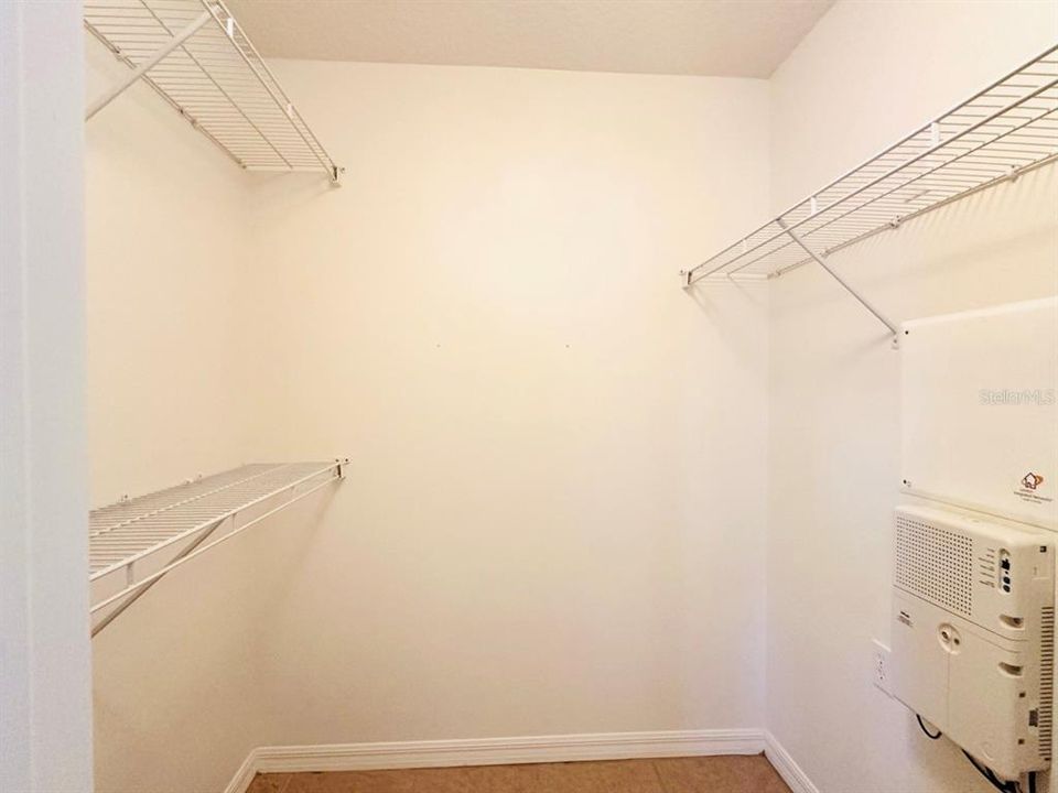 待售: $259,000 (2 贝兹, 2 浴室, 1205 平方英尺)