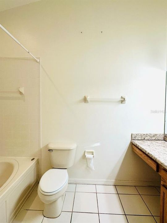 待售: $259,000 (2 贝兹, 2 浴室, 1205 平方英尺)