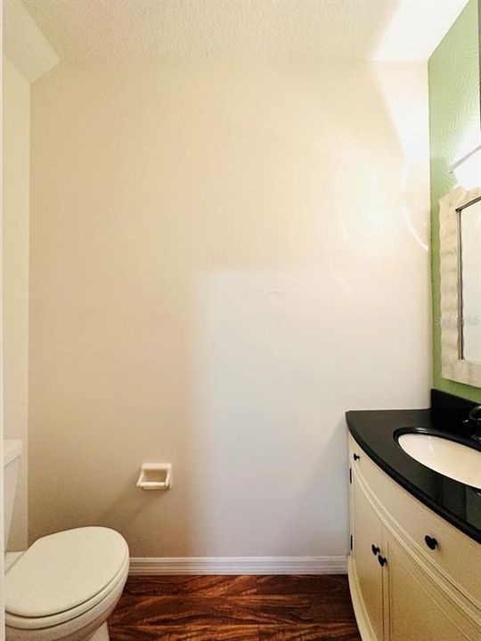 待售: $259,000 (2 贝兹, 2 浴室, 1205 平方英尺)