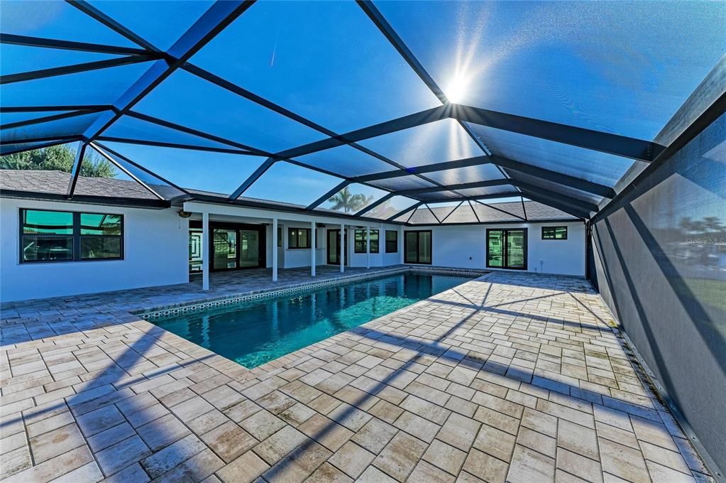 На продажу: $1,185,000 (4 спален, 4 ванн, 3340 Квадратных фут)