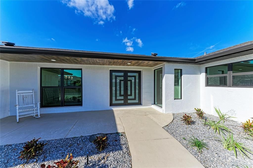 На продажу: $1,185,000 (4 спален, 4 ванн, 3340 Квадратных фут)