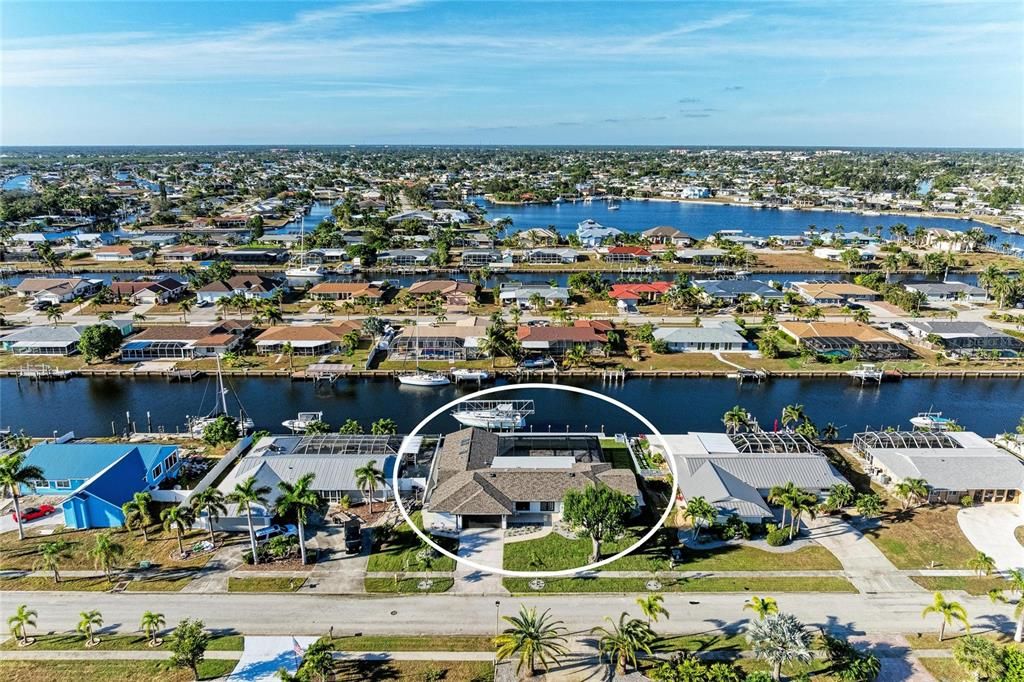 На продажу: $1,185,000 (4 спален, 4 ванн, 3340 Квадратных фут)